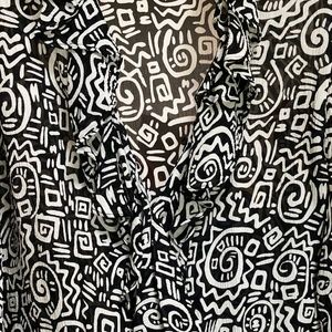 Beautiful Black & White Blouse